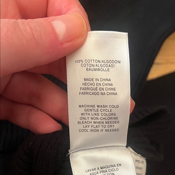 Jones New York Classic Black Turtleneck Sweater - Picture 3 of 3